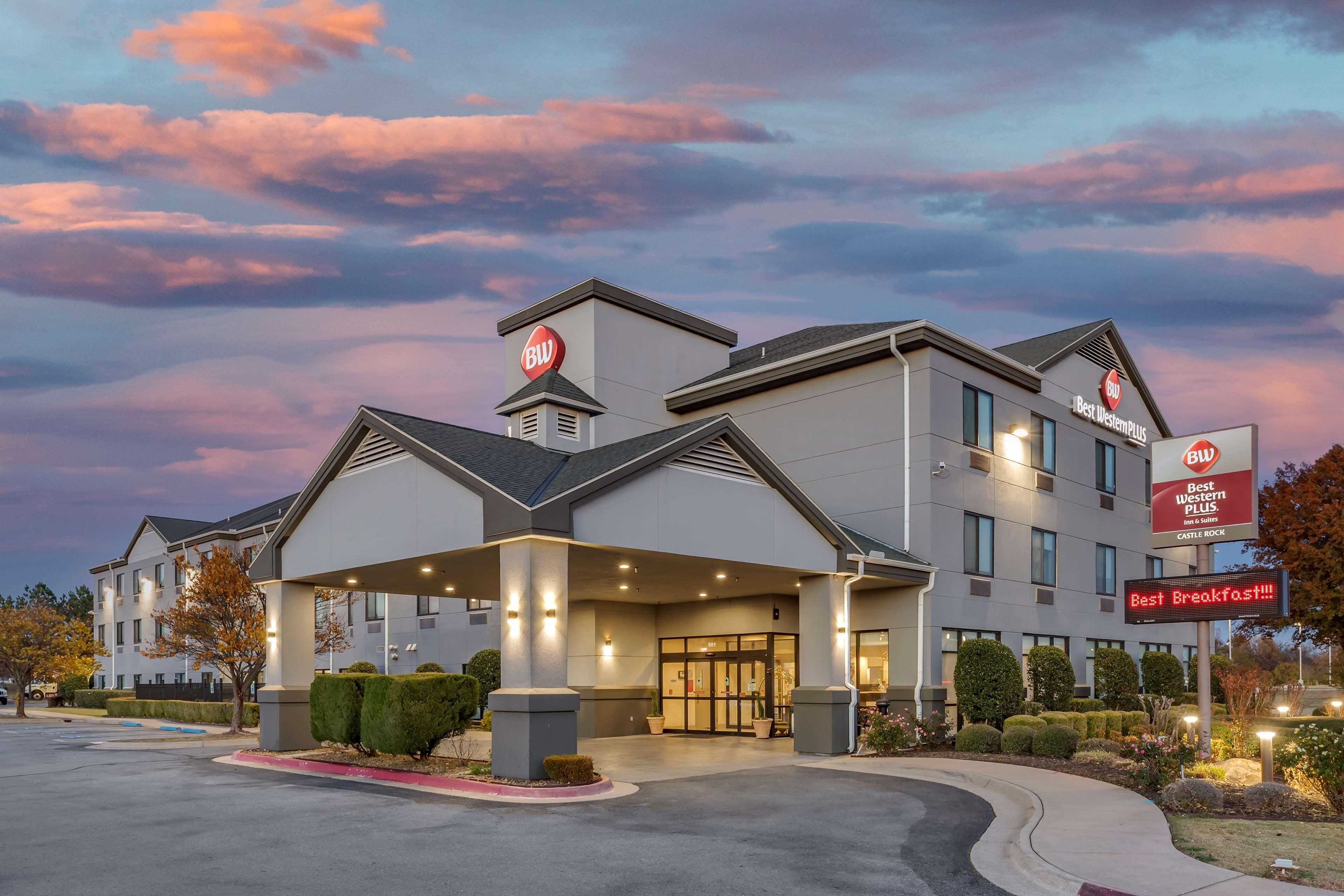 Best Western Plus Castlerock Inn & Suites Бентонвилль Экстерьер фото