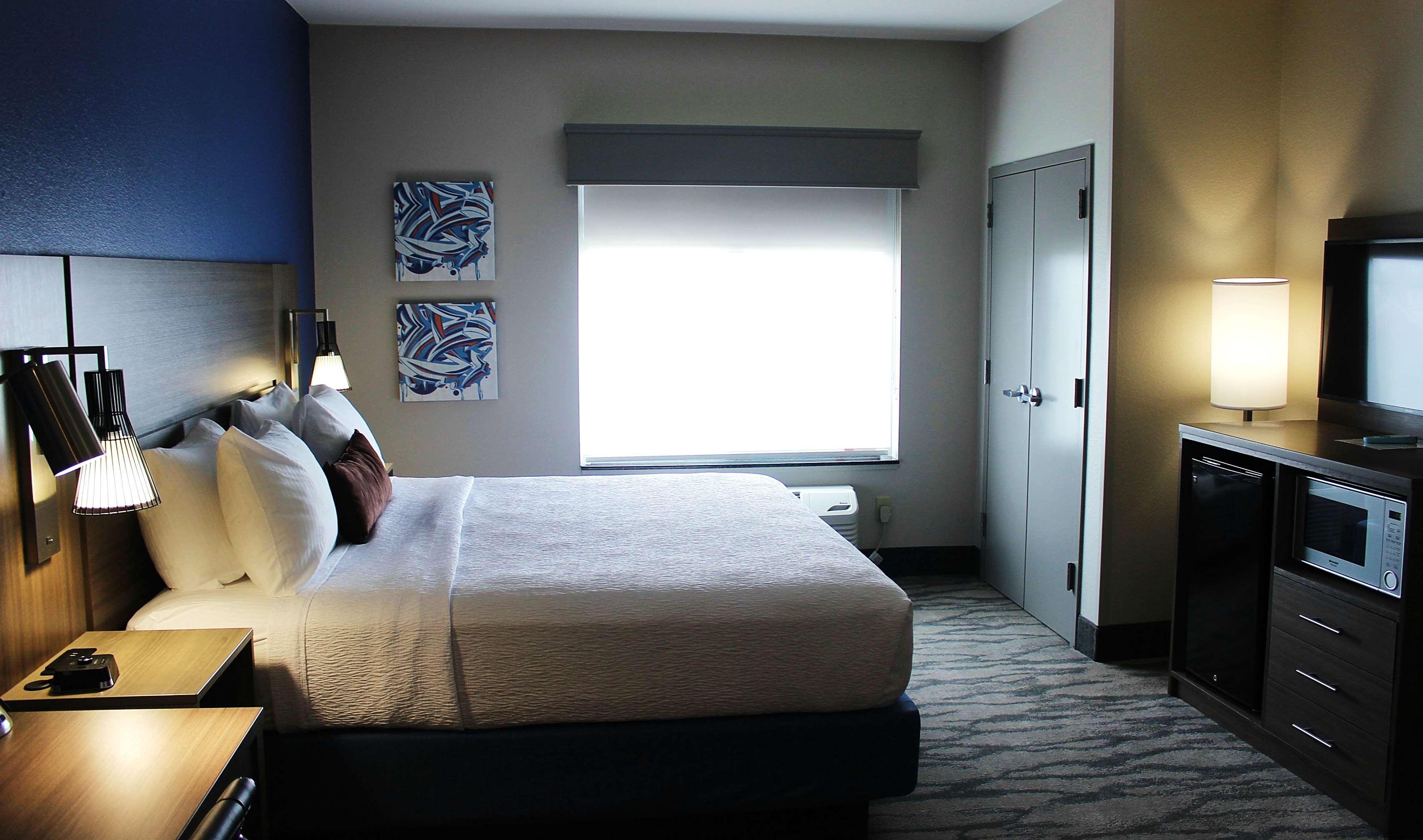 Best Western Plus Castlerock Inn & Suites Бентонвилль Экстерьер фото